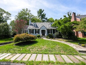 3916 Military Rd in Arlington, VA - Foto de edificio - Building Photo