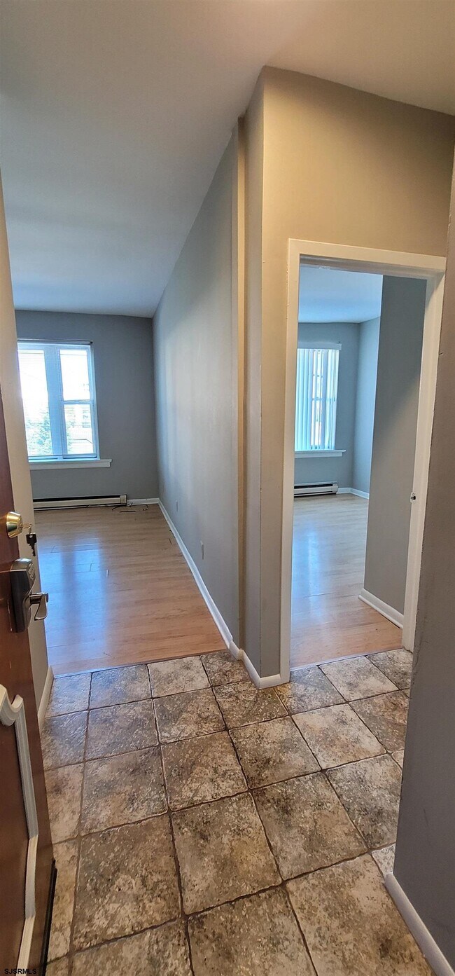 3801 Atlantic Ave in Atlantic City, NJ - Building Photo - Building Photo