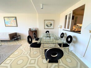 434 Chilean Ave in Palm Beach, FL - Building Photo - Building Photo