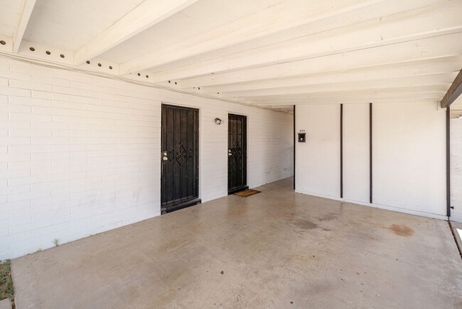 2723 S Los Feliz Dr in Tempe, AZ - Building Photo - Building Photo