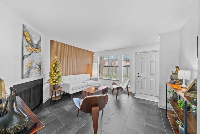 property at 3831 Landmark Dr