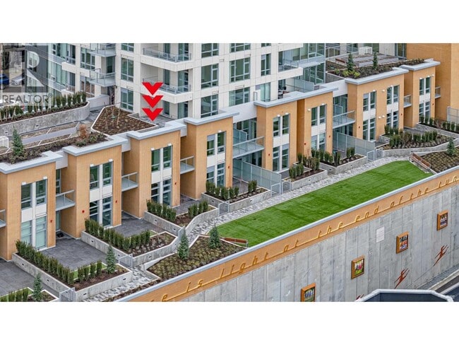 618 Carnarvon St in New Westminster, BC - Building Photo - Building Photo