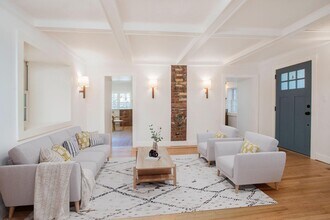 143 Mountain Ln in Beacon, NY - Building Photo - Building Photo