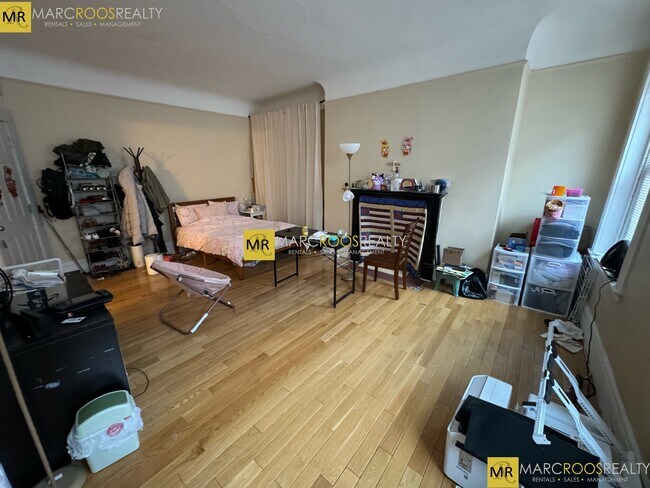 591 Beacon St, Unit 6