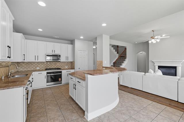 property at 850 Branch Crossing