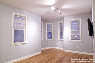 195 W 3rd St, Unit 4 in Boston, MA - Building Photo - Building Photo