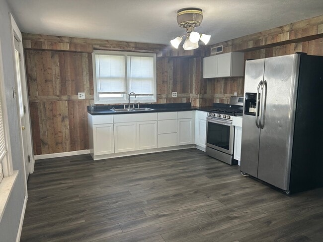 property at 5625 Flag Rd