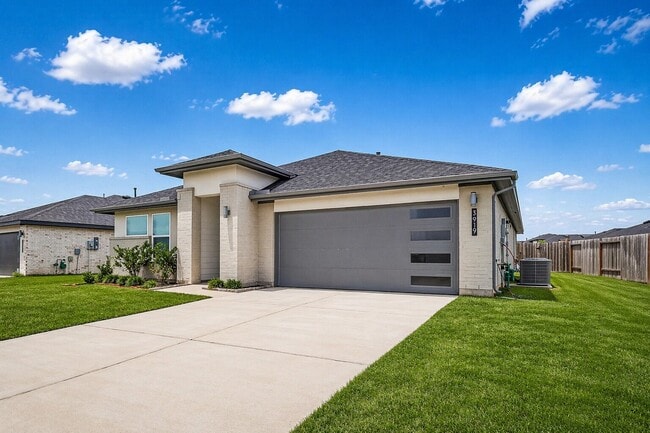 property at 3919 Sparkman Ln