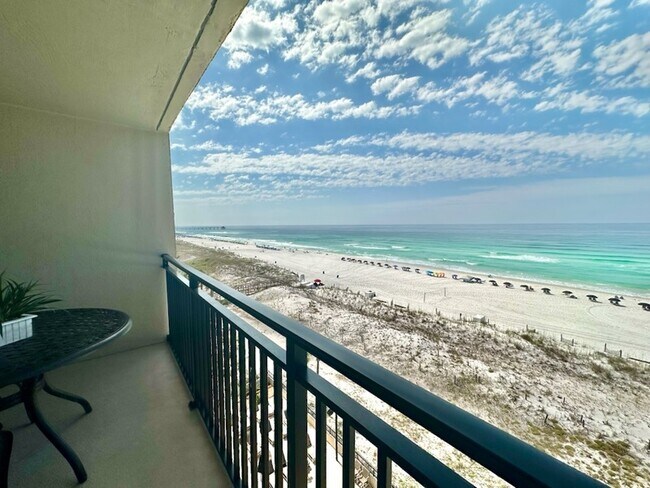 381 Santa Rosa Blvd in Fort Walton Beach, FL - Building Photo - Building Photo