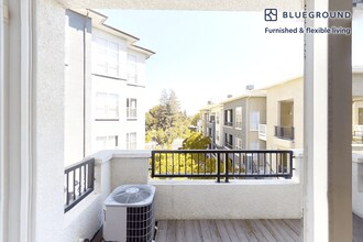 1257 Lakeside Dr in Sunnyvale, CA - Building Photo - Building Photo