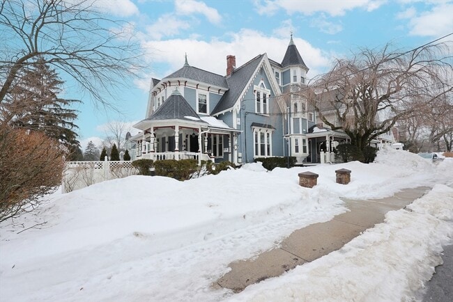 34 High St in North Attleborough, MA - Building Photo - Building Photo