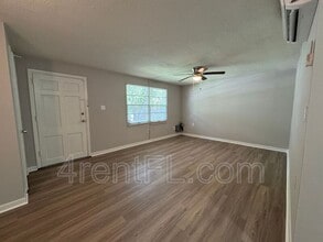 2910 Rubideaux St in Tampa, FL - Building Photo - Building Photo