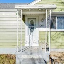 1062 Rambling Rd in Ypsilanti, MI - Building Photo - Building Photo