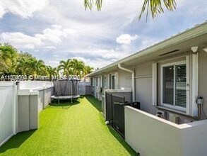 3740 N 53rd Ave in Hollywood, FL - Building Photo - Building Photo