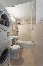 232 Elizabeth St in New York, NY - Building Photo - Building Photo