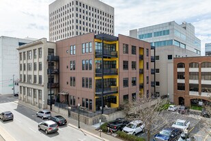 121 N Martin Luther King Blvd in Lexington, KY - Building Photo