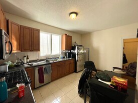 68 Winchester St, Unit 1 in Medford, MA - Building Photo