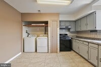 8 S Highland Ave photo'