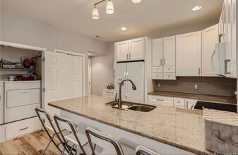 1332 Carlyle Park Cir in Littleton, CO - Building Photo - Building Photo