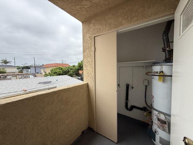 property at 187 E 18th St