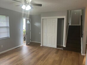 5101 Holbrook Dr in Columbus, OH - Building Photo - Building Photo
