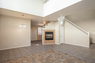 9524 Friant St in Las Vegas, NV - Foto de edificio - Building Photo