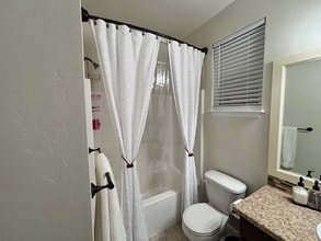 3108 W Desert Lily Dr in Lehi, UT - Foto de edificio - Building Photo