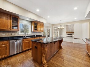 22835 S Woodcrest Ln in Kildeer, IL - Building Photo - Building Photo