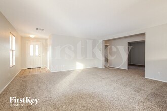 15843 W Crocus Dr in Surprise, AZ - Building Photo - Building Photo