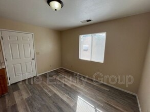 62 N Villa St in Porterville, CA - Building Photo - Building Photo