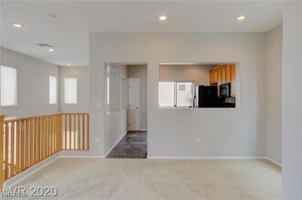 9360 Roping Cowboy Ave in Las Vegas, NV - Building Photo - Building Photo