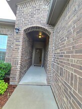 10210 Tildon Ave in Austin, TX - Building Photo - Building Photo
