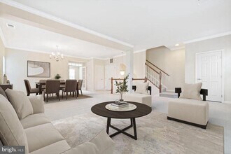 320 Chessington Dr in Odenton, MD - Foto de edificio - Building Photo