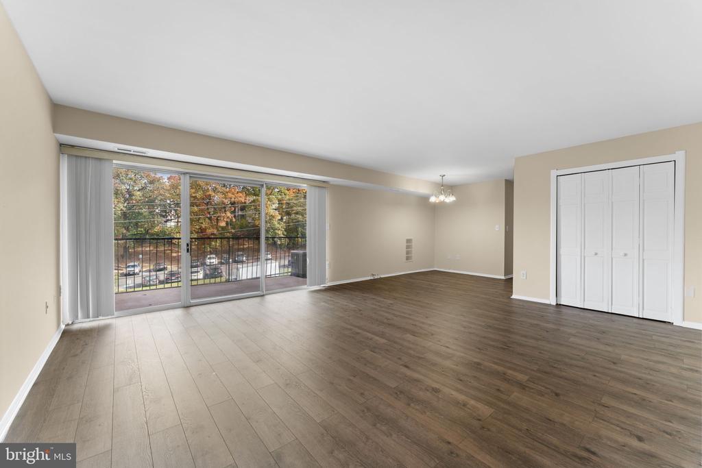 5500 Karen Elaine Dr in New Carrollton, MD - Building Photo