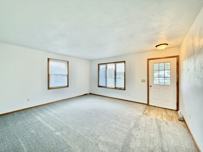 1124-1126 Brown Dr in Milton, WI - Foto de edificio - Building Photo