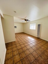 1914 Cullen Ave-Unit -B in Austin, TX - Building Photo - Building Photo