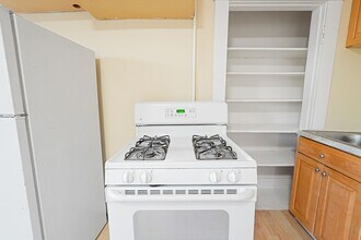 168 Lunenburg St in Fitchburg, MA - Building Photo - Building Photo