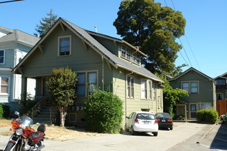 28-30 Yosemite Ave in Oakland, CA - Building Photo - Building Photo