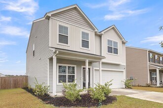 303 Torslanda Ln in Summerville, SC - Building Photo - Building Photo