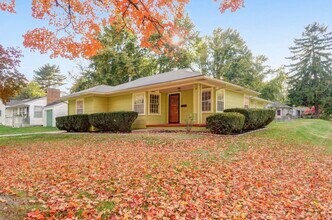 1541 S Kickapoo Ave in Springfield, MO - Building Photo - Building Photo