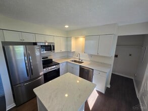 6238 Jayfield Dr in Hamilton, OH - Building Photo - Building Photo