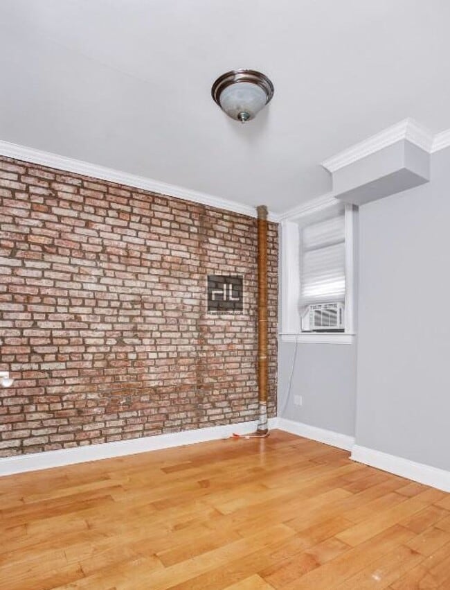 Bedford Street in New York, NY - Building Photo - Building Photo