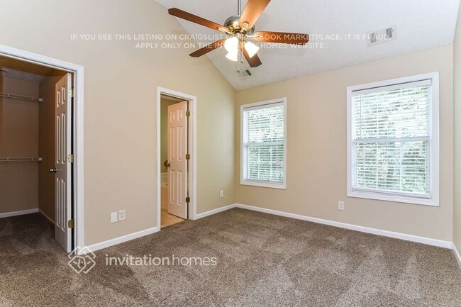 4835 Daintree Ct in Flowery Branch, GA - Foto de edificio - Building Photo