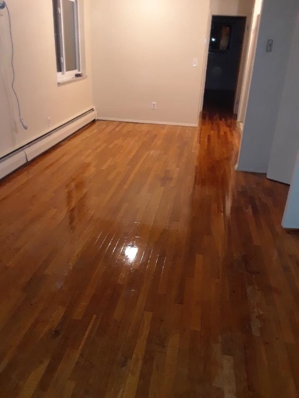 1112 Towne St in Cincinnati, OH - Foto de edificio - Building Photo