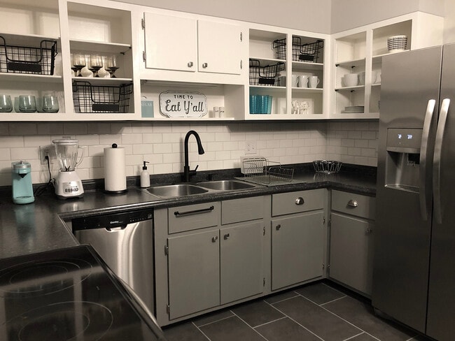 33 E 9th St in Frederick, MD - Foto de edificio - Building Photo