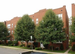 15-17 Dorothy St / Dorothy Apartments LLC in Hartford, CT - Foto de edificio - Building Photo