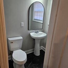 644 E 74 Terrace in Kansas City, MO - Building Photo - Building Photo