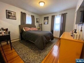 26 Alexander Ave, Unit 2 in Kearny, NJ - Building Photo - Building Photo