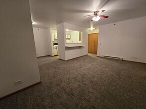 430 Cunat Blvd in Richmond, IL - Building Photo - Building Photo