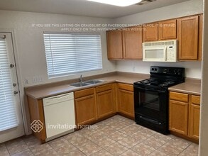 954 E Pima Ave in Apache Junction, AZ - Foto de edificio - Building Photo